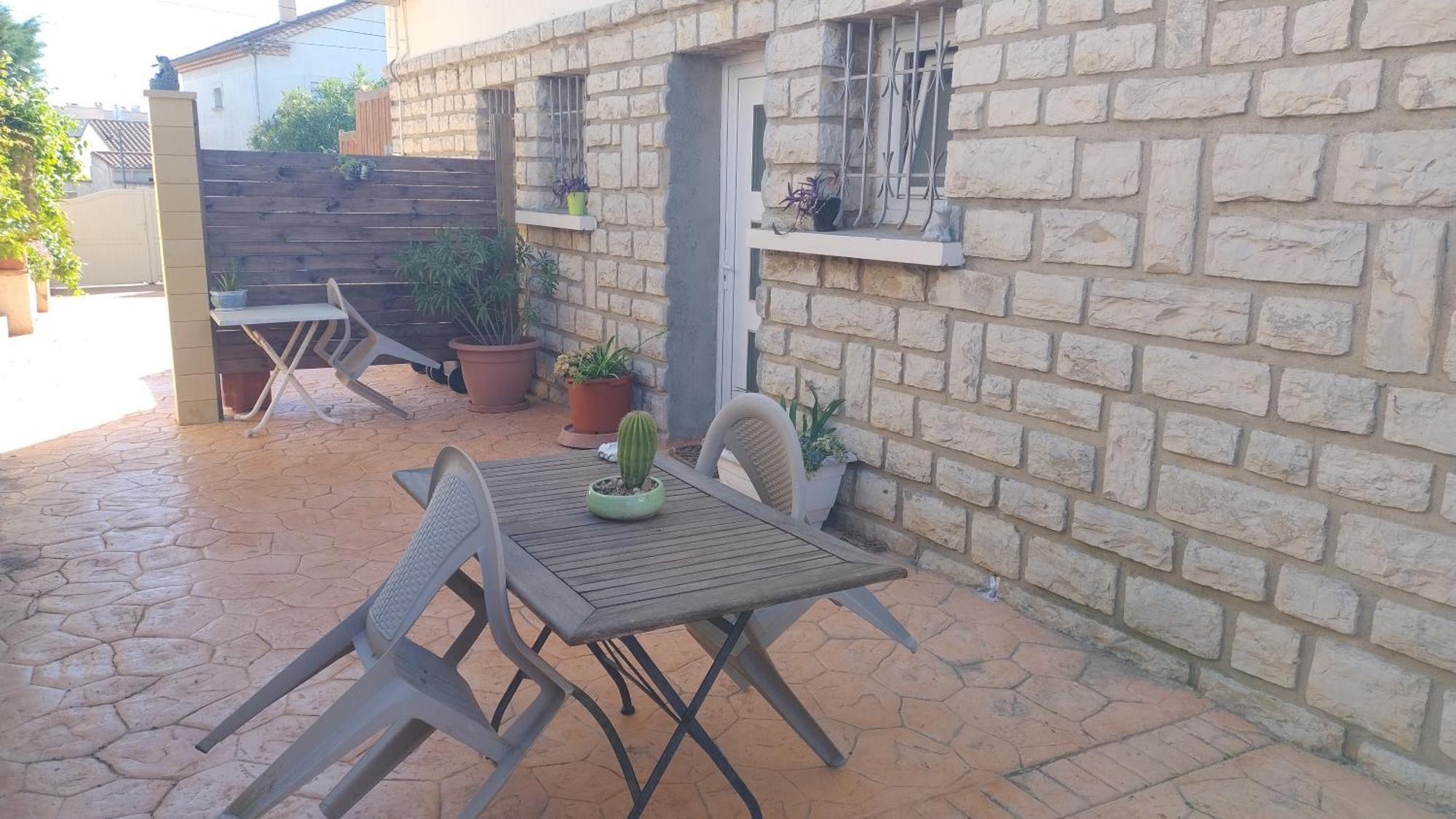 Appartement Entre Mer Et Gardiole Frontignan Exteriör bild